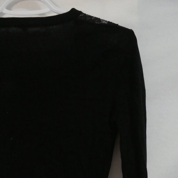 BENETTON | small | Black Lace Lightweight Button Closure V-Neck Cardigan - Picture 11 of 14